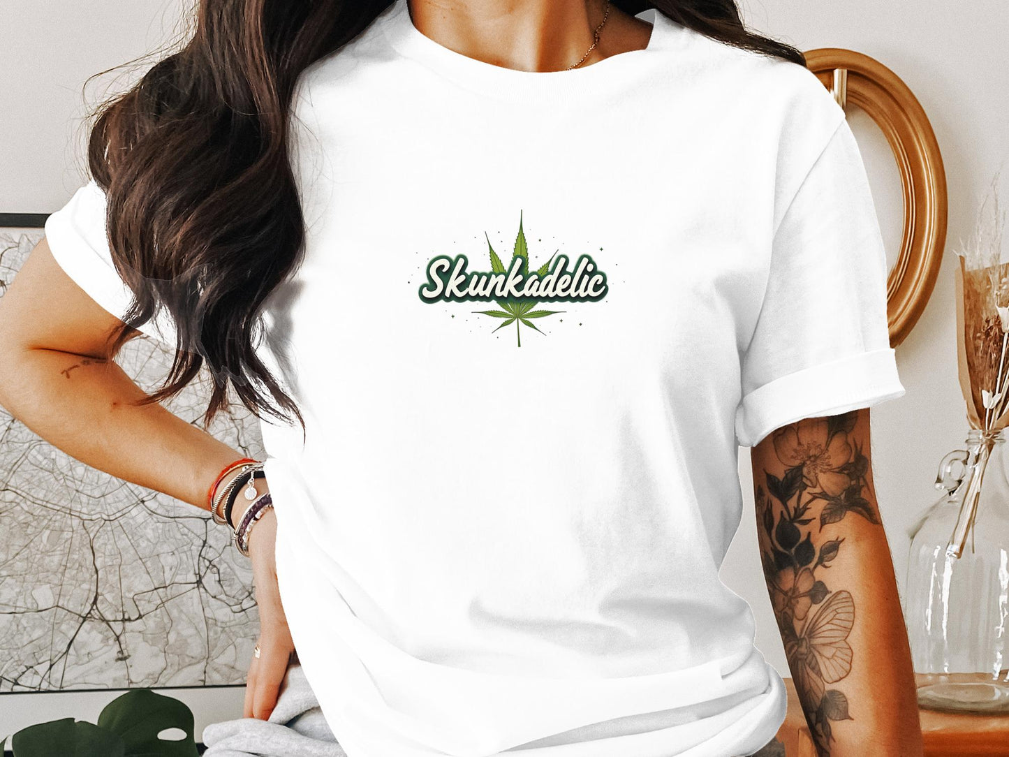 Skunkadelic Leaf T-Shirt - CurtisJ Designs